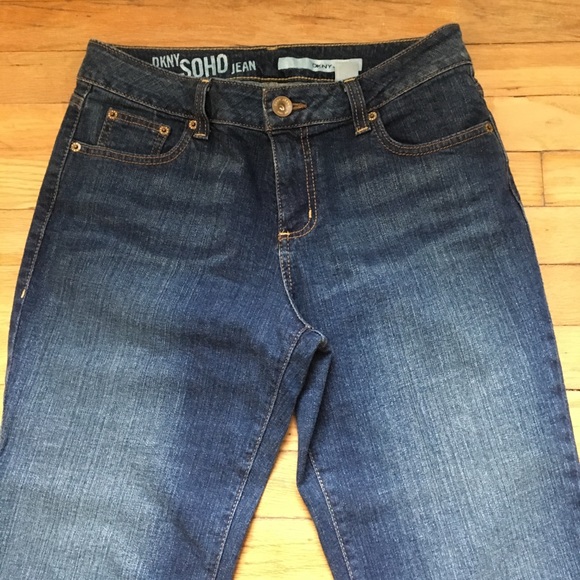 DONATED DKNY Jeans - Picture 2 of 3
